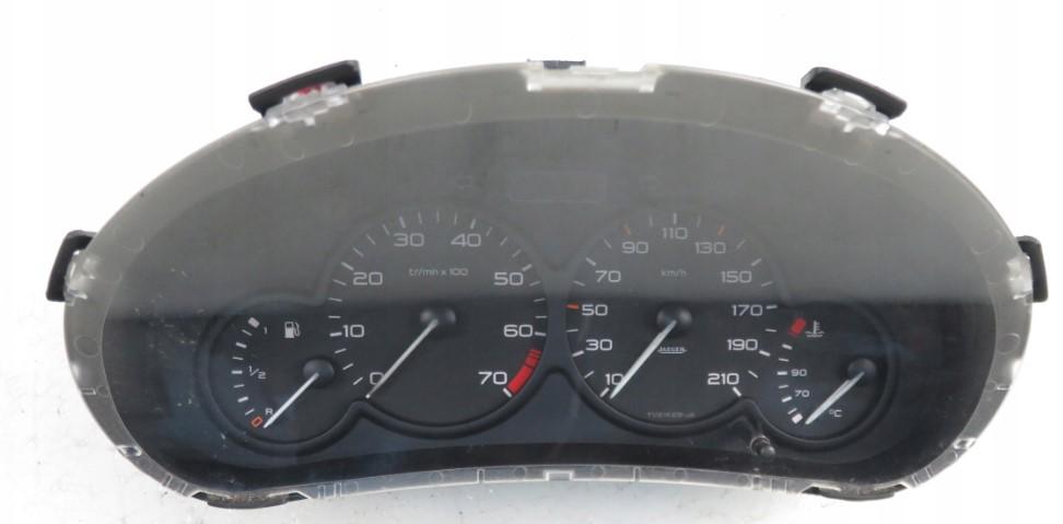 Peugeot 206 1.1 60 HP manual 44 kW 1124 cm3 3- prístrojovka/ budíky 9643401280