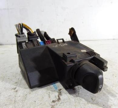 Mercedes W208 W210 Spínač svetiel A2105451404 
