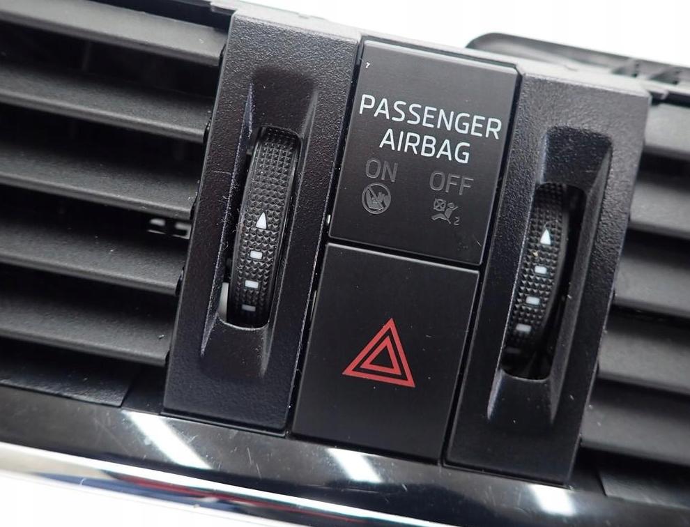 SKODA OCTAVIA III 5E 17R mriežka kúrenia 5E0820951 5E0820951A