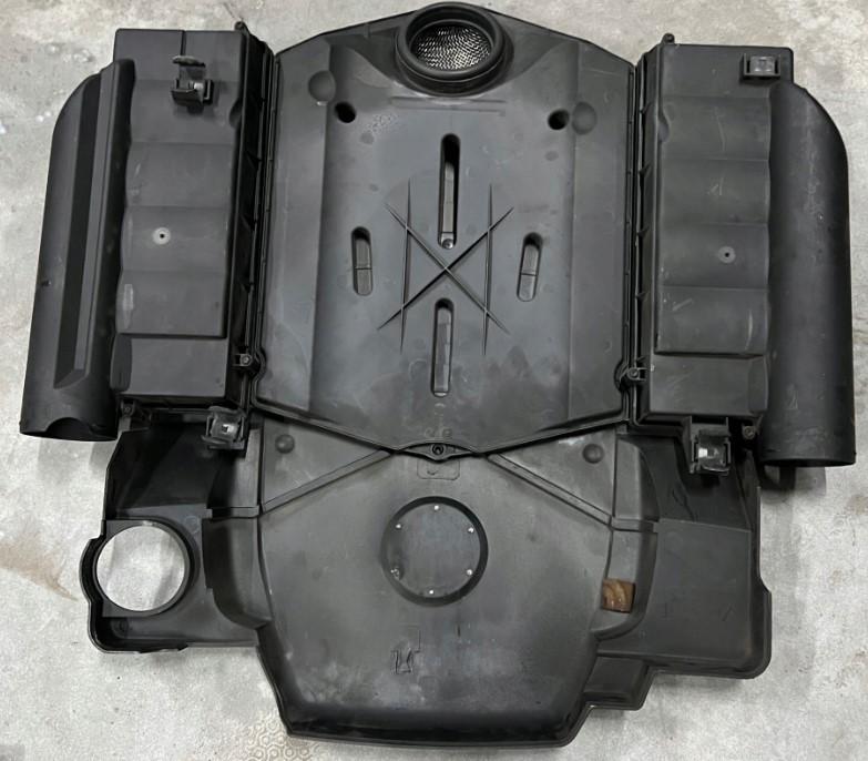 Mercedes-Benz E W211 2005 225 kW SEDAN 5.0B V8 02-06 Kryt Motor A1130101367
