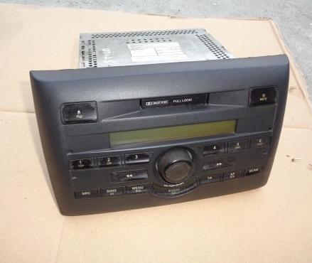 FIAT STILO RADIO 735296994  --KOD NEMAME--