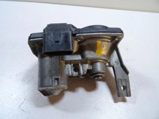 AUDI VW Škrtiaca klapka 3Q0253691F