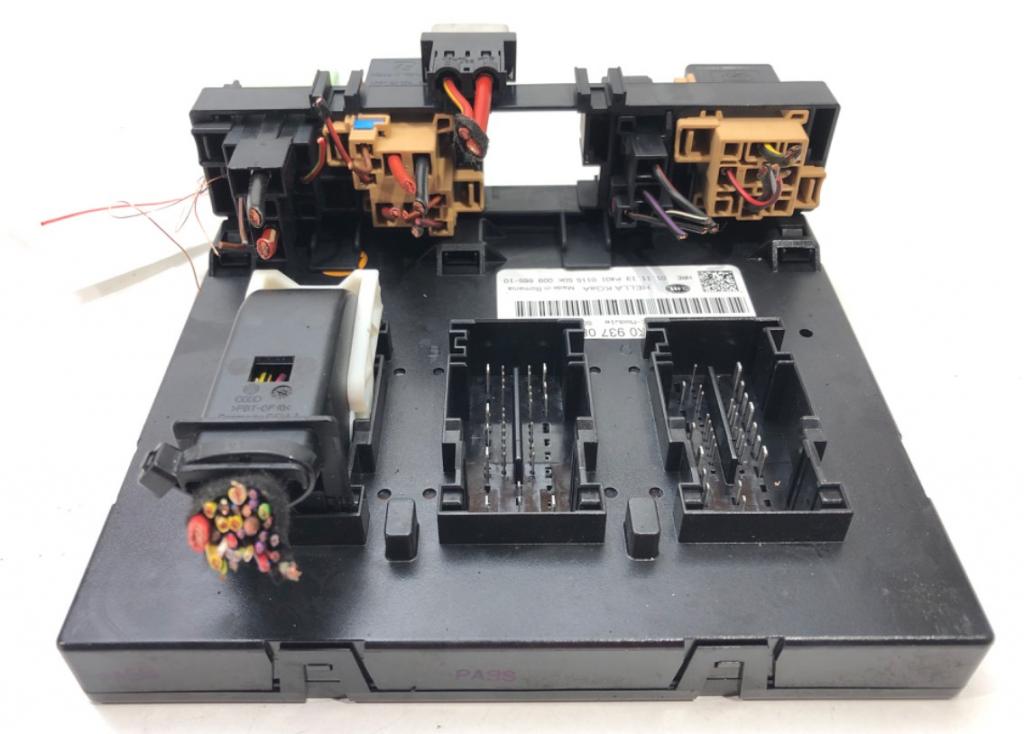 SKODA SUPERB II Kombi (3T5) 2009 - 2015    2.0 TDI 125 kW [170 KM] olej napędowy 2009 - 2015  modul komfortu 1K0937087AN