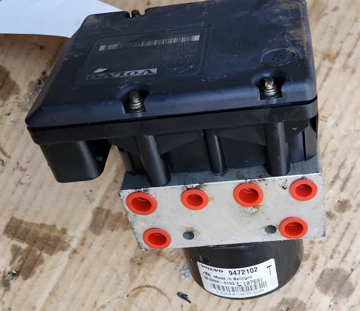volvo pumpa abs 9472102 9472100