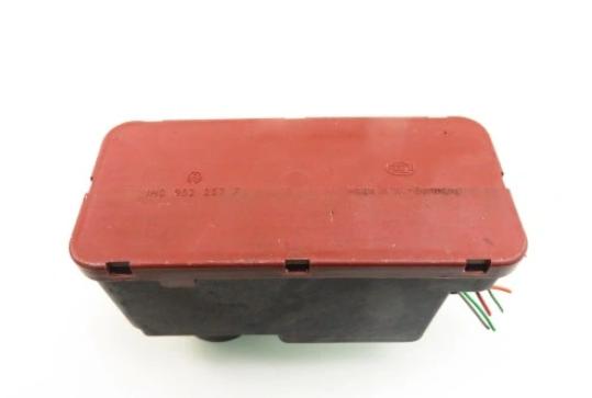 VW GOLF III Motorček centrálneho zámku 1H0962257F