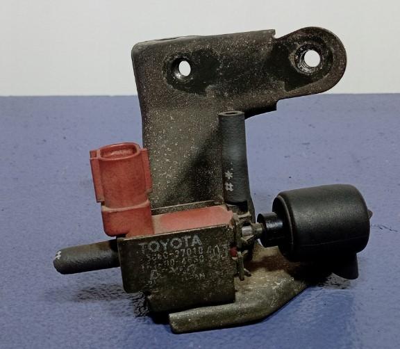 Toyota Rav4 II 2000-2005 2.0 D4D 116 HP manual 85 kW 1995 cm3 5- ventil podtlaku 25860-27010