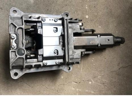 AUDI A6 S6 C6  blokáda volantu 4F0905852B