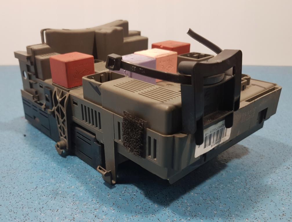 RENAULT ESPACE IV 2.0 DCI MODUŁ BSI P8200660170