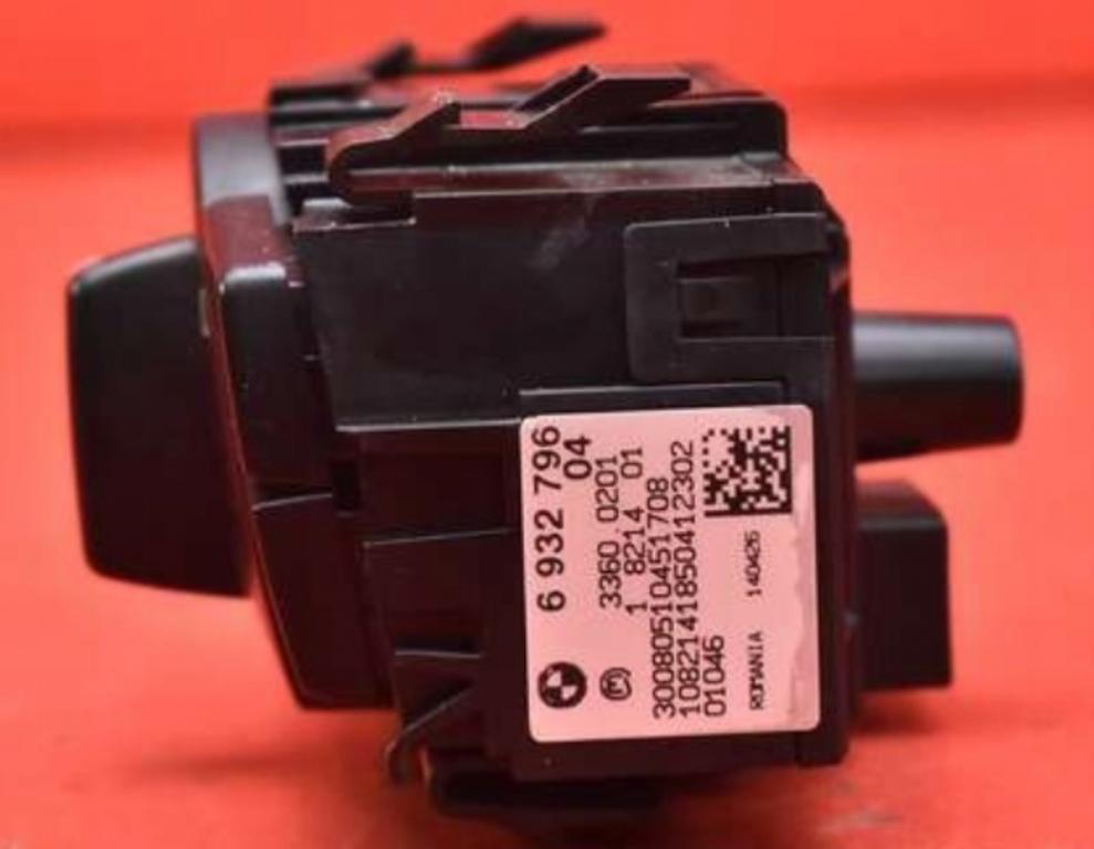 BMW E87 E90 E91 E92 Spínač svetiel 6932796