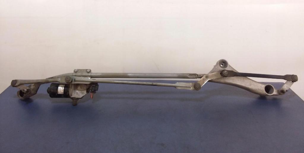 MERCEDES-BENZ  W245 2007 80kW W245  Mechanizmus stieračov predný 405.127 (Motorčeky stieračov predné) A1698202140