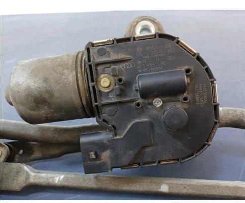 Audi A6 C6 2004-2011  Mechanizmus stieračov predný 4F1955119C