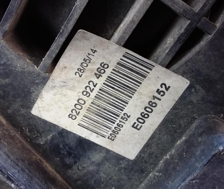 Renault Clio IV    HATCHBACK 5D Držiak kolesa 8200922466