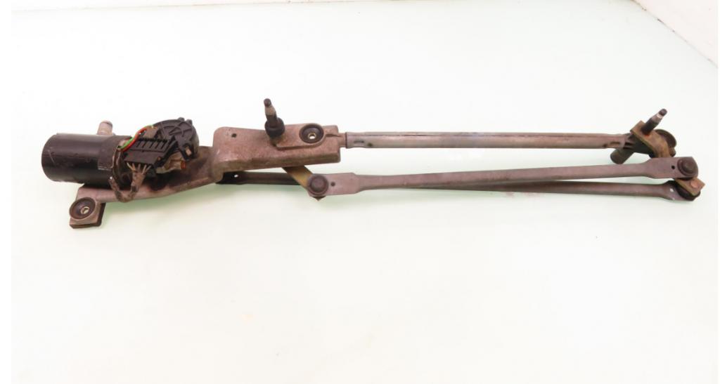 FORD FOCUS I Mechanizmus stieračov predný XS4117508BB 0390241362