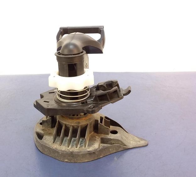 Renault Clio IV    HATCHBACK 5D Držiak kolesa 8200922466