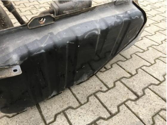 HYUNDAI IX20 10- 1.4 B benzín Nádrž paliva