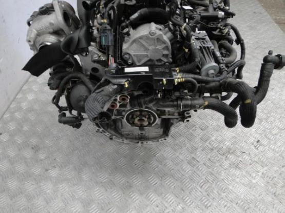 PEUGEOT 1.5HDI 3008 5008 Motor kompletný YH01