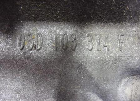 VOLKSWAGEN POLO 1.2 V6 Hlava valcov  03D103374F  ( poskodeny ventil - vackovy hriadel pridrety )