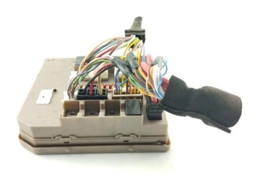RENAULT CLIO III Modul 674660A