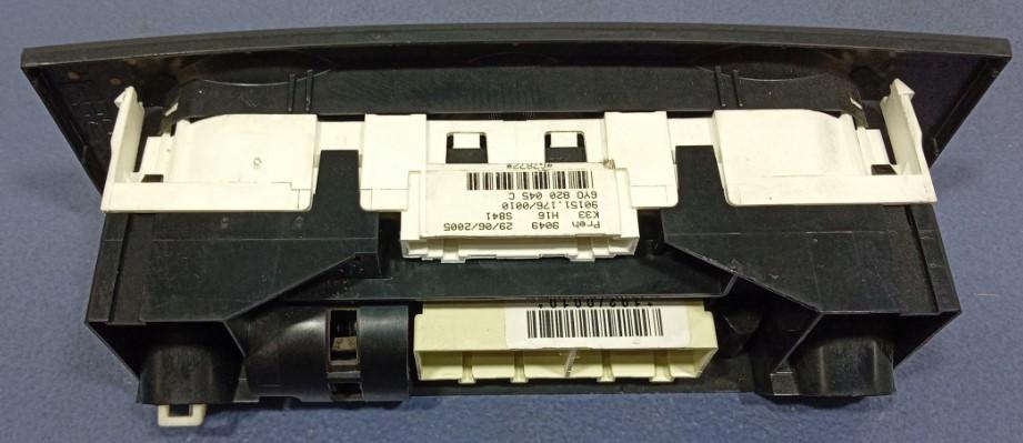 SKODA FABIA 04-08r Panel ovládania kúrenia  6Y0820045D