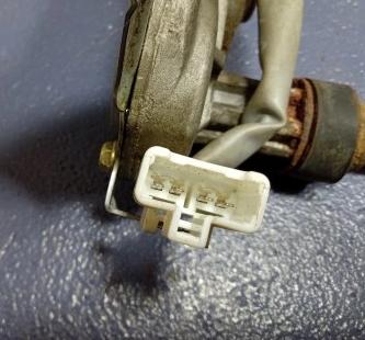 HYUNDAI GETZ 98700-1C000 motorcek stieracov zadny