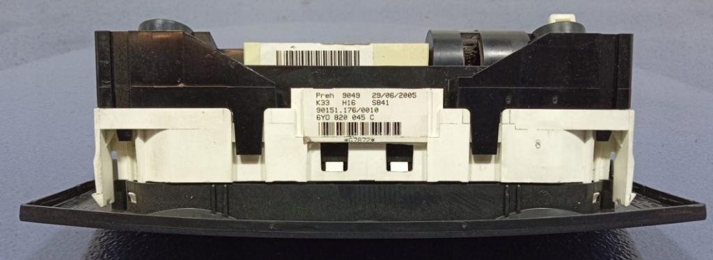 SKODA FABIA 04-08r Panel ovládania kúrenia  6Y0820045D