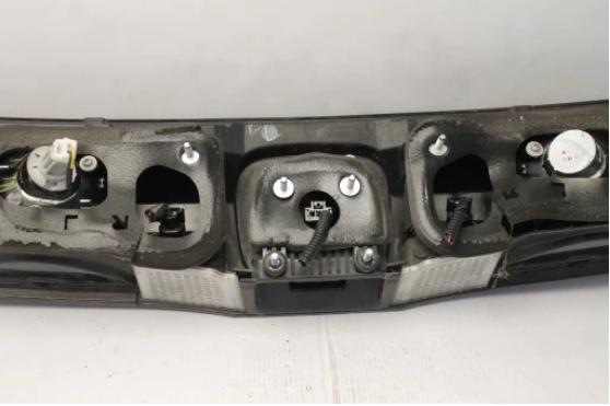 HONDA CIVIC VIII UFO Svetlo zadnej kapoty