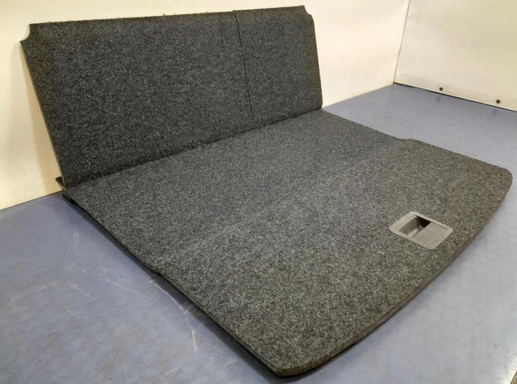 VW TIGUAN I FL podlaha koberec kufra 5N0858855A