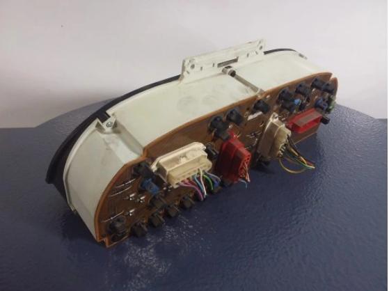 GAZ GAZELA 33027 2.1 TD Prístrojová doska EU 37.453.108-98