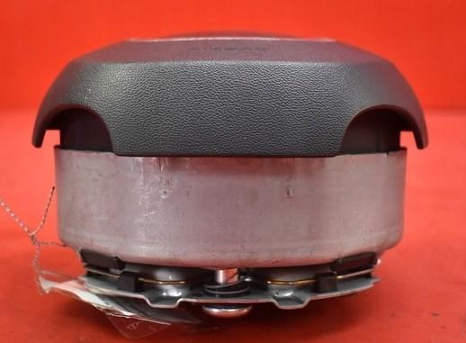 Audi A4 B7 2005 130KM KOMBI 5D 2.0B 130KM 04-08 2000 AirBag volantu 8E0880201DE