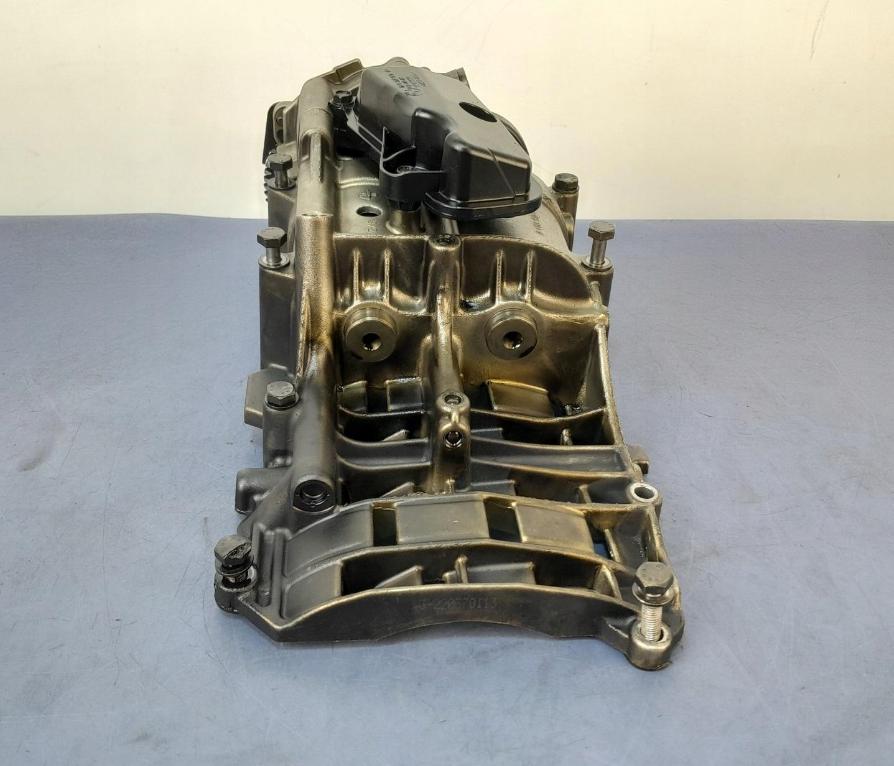 BMW 3 E90 E91 2.0D 163 KM pumpa oleju 7793754