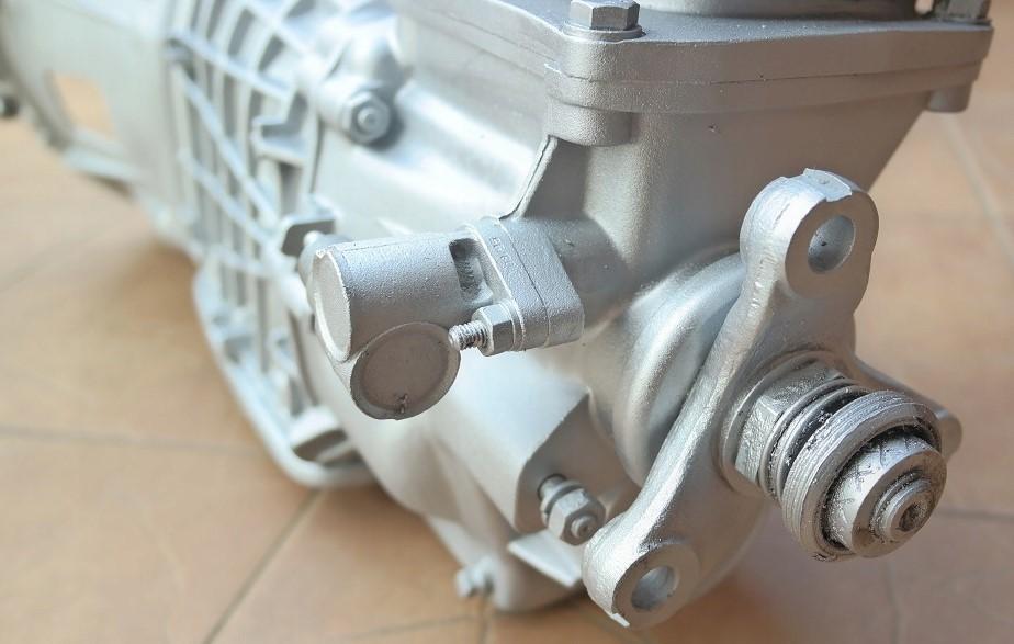 Polonez Truck 1.9d 69KM manual 51 kW 1905 cm3 5- prevodovka