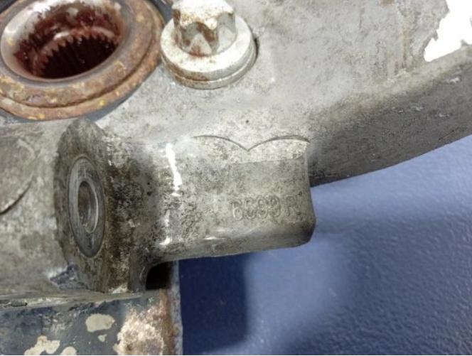 FIAT CROMA III 05- 1.9 JTD Náboj predný pravý 6699R