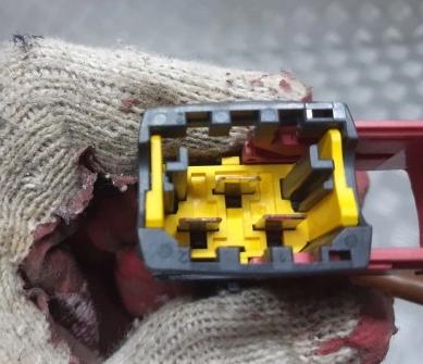 PEUGEOT 407 2.0 HDI Výhrevné teleso, radiátor kúrenia elektrická 4PUH-18K463-AF