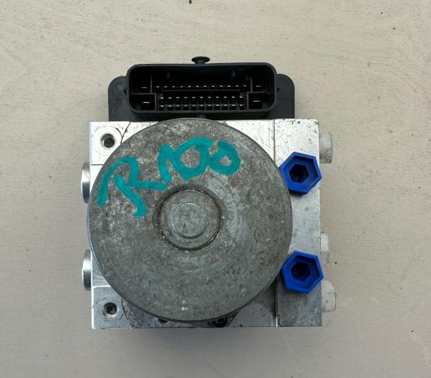 HYUNDAI I30 III pumpa ABS   G4589-22700 58920-G4400