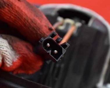 MERCEDES B W245 ventylator kurenia A1698200642