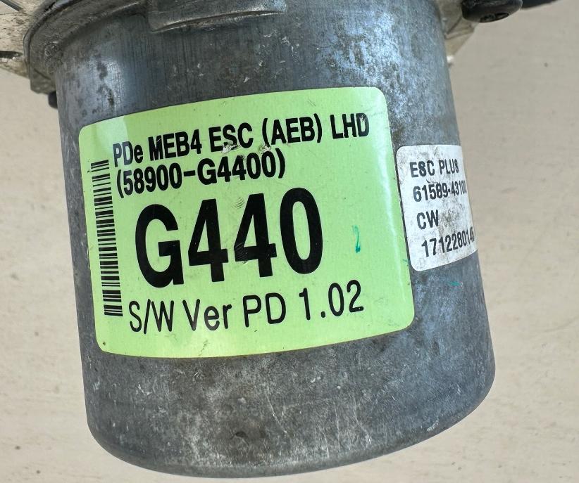 HYUNDAI I30 III pumpa ABS   G4589-22700 58920-G4400