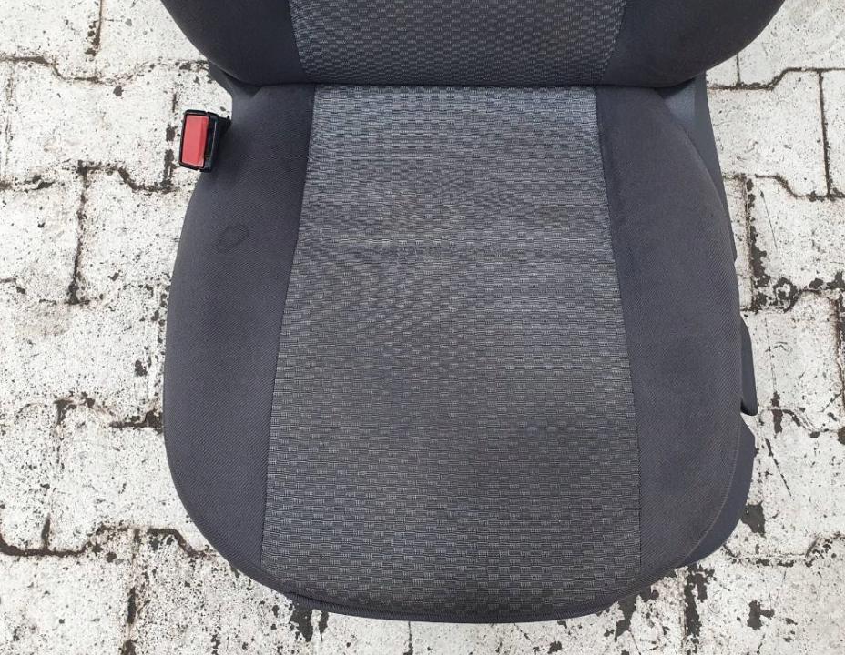 FORD FOCUS MK2 Sedadlo ľave  (Sedačky, sedadlá)