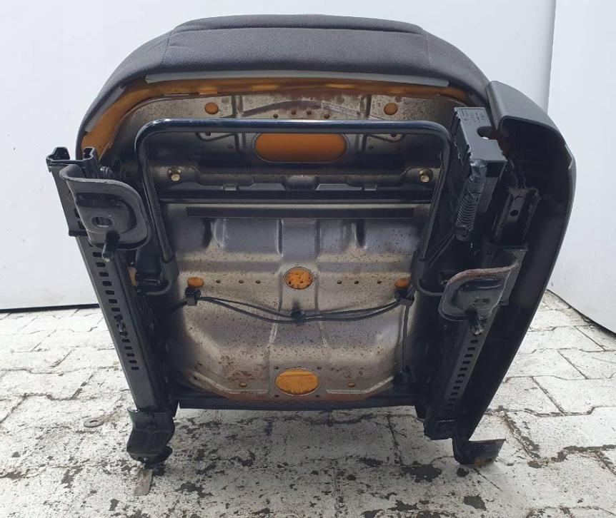 FORD FOCUS MK2 Sedadlo ľave  (Sedačky, sedadlá)