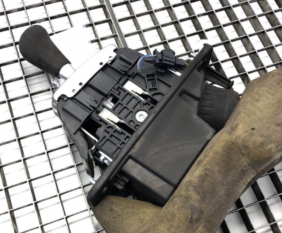 AUDI A8 D3 3.0TDI  171 kW Páka stupeň,rýchlosť  (Rýchlostné páky / kulisy) 4E0864439C