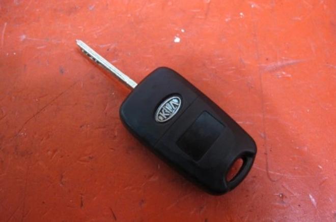 KIA CEED 1 I ED LIFT Spínacia skrinka s kľúčom