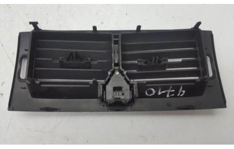 MERCEDES W245 1698207410  Mriežky kúrenia stredna  (Mriežky kúrenia (fukáre))