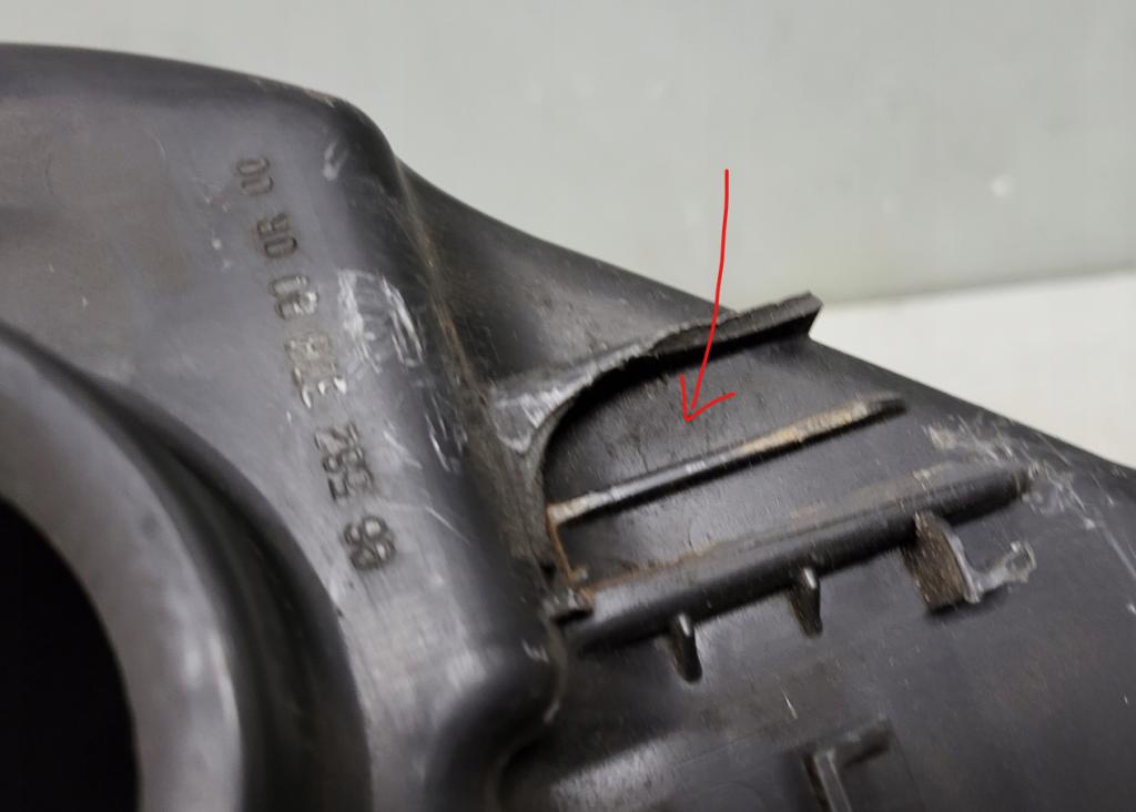 Citroen C4 I 1.6VTI rezonator 9656237880