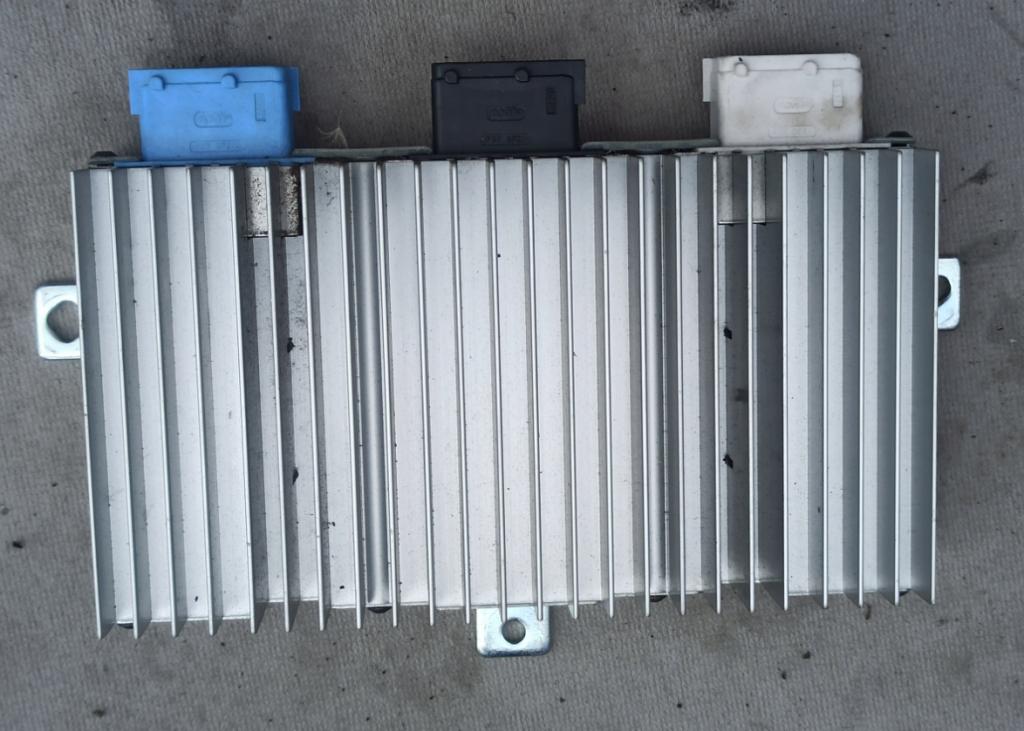 CITROEN C4 PICASSO I 2009 100kw I 1997 Zosilňovač radia 310413002703