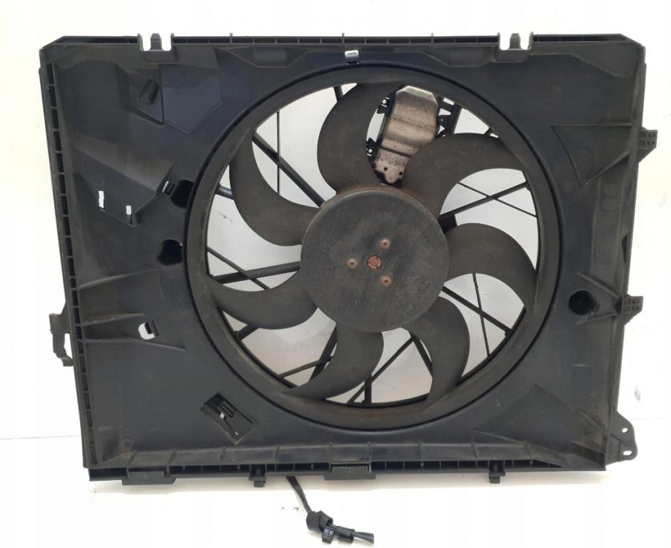 BMW 1  E87 E90 ventilátor chladiča 0130303940 11074810