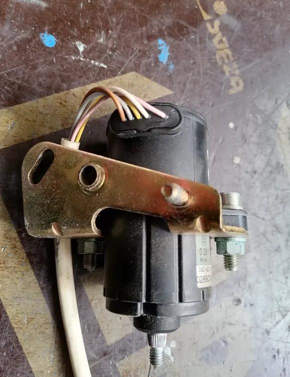 Audi A8 D2 TDI Potenciometer plynového pedálu 028907475BC