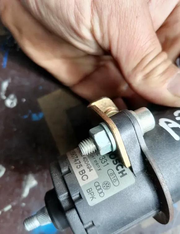 Audi A8 D2 TDI Potenciometer plynového pedálu 028907475BC