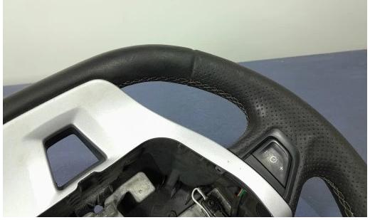 Renault Laguna III 07-15   volant  484300021R