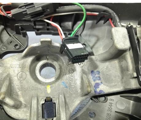 Renault Laguna III 07-15   volant  484300021R