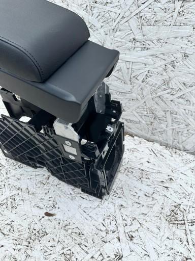 Lakťová opierka nastaviteľná koženná + držiak na nápoj VWCADDY 2K5 1T0864208 1T0857669H