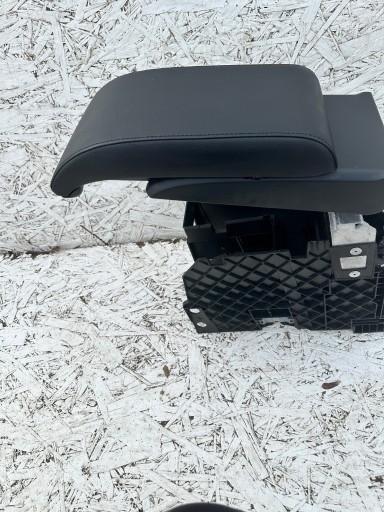 Lakťová opierka nastaviteľná koženná + držiak na nápoj VWCADDY 2K5 1T0864208 1T0857669H